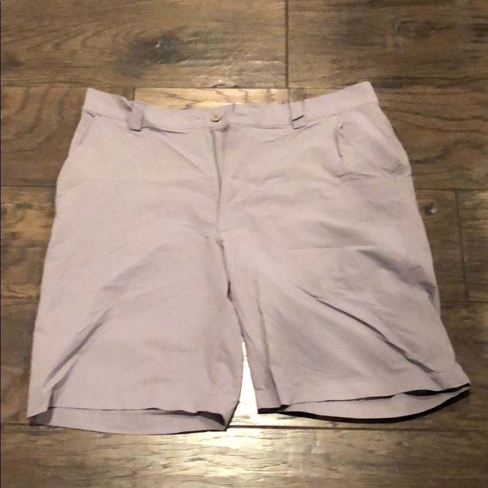 Under Armour grey shorts